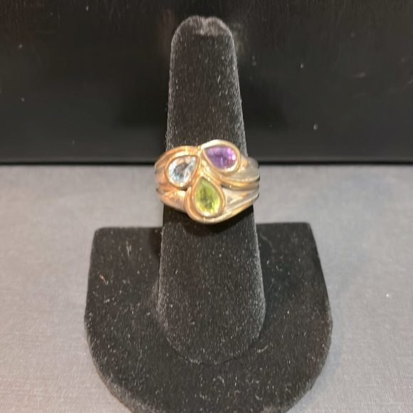 Elegant sterling silver size 7 ring. - Picture 1 of 4